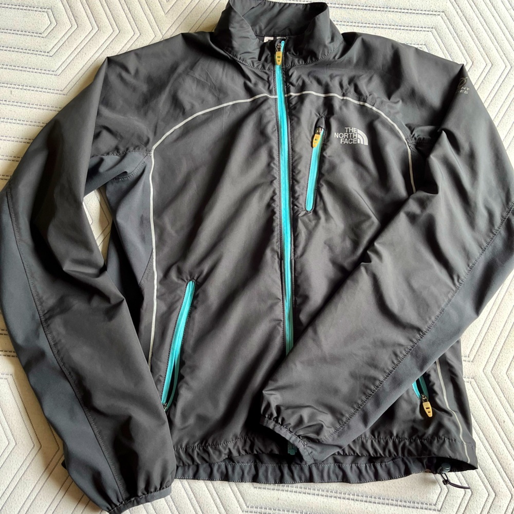 North Face Flight Series wind breaker